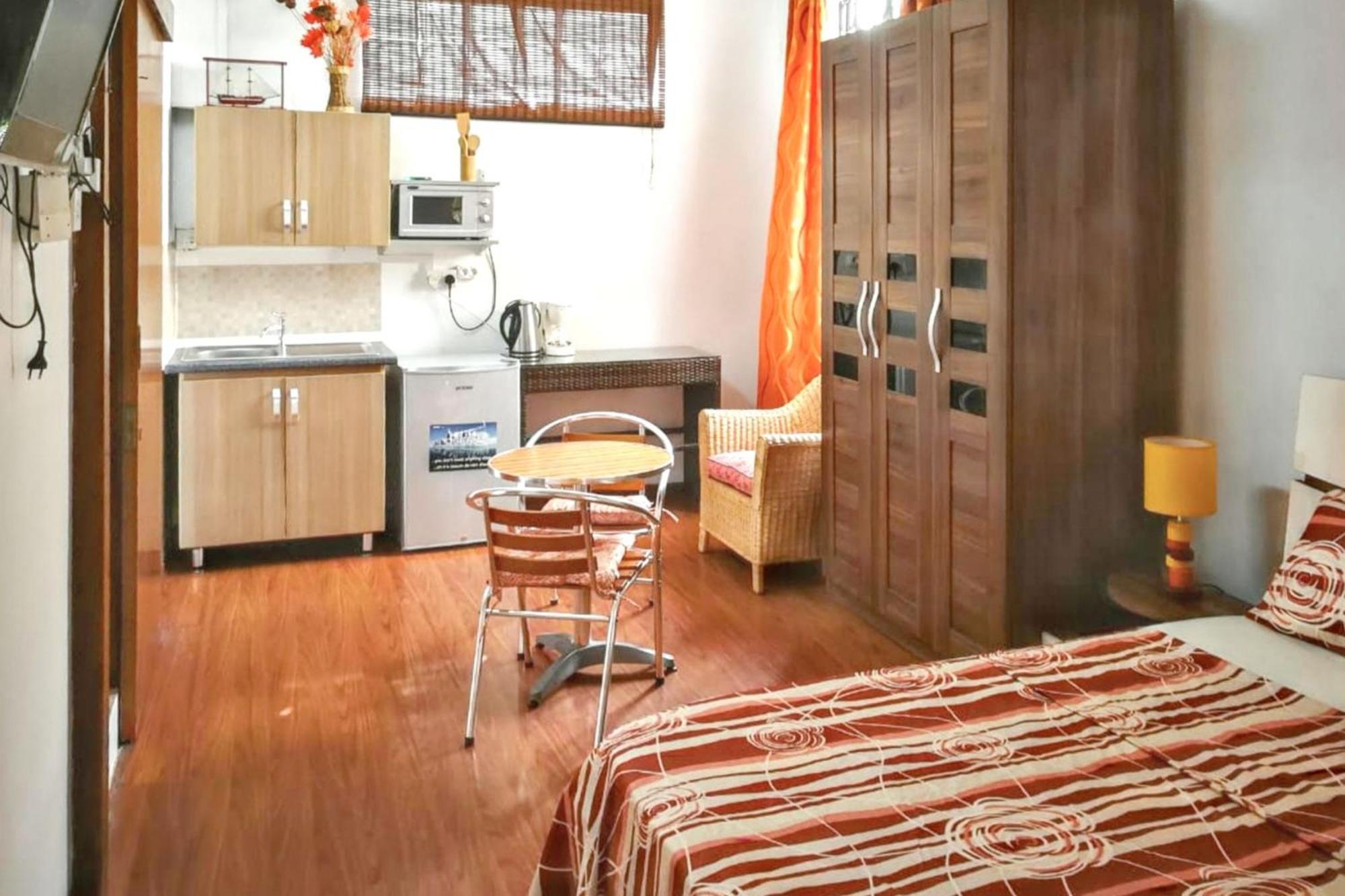Charming Studio In Flic En Flac With Enclosed Garden 25M² Exterior photo